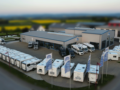 Wohnwagenhändler - Gasprüfung - Ausstellungshalle mit Werkstatt und Freigelände - AMB Reisemobile GmbH